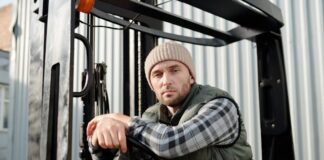 Czy warto kupić wózek widłowy Linde